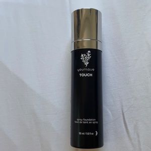 Younique spray foundation